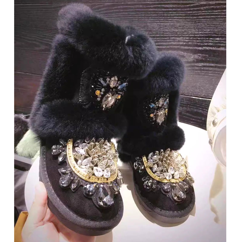Sew On Rhinestone - ブリンブリンブラックホワイト宝石ラインストーン縫製ウサギの毛皮スノーブーツ刺繍クリスタルラウンドトゥ暖かい豪華な毛皮の冬のブーツ