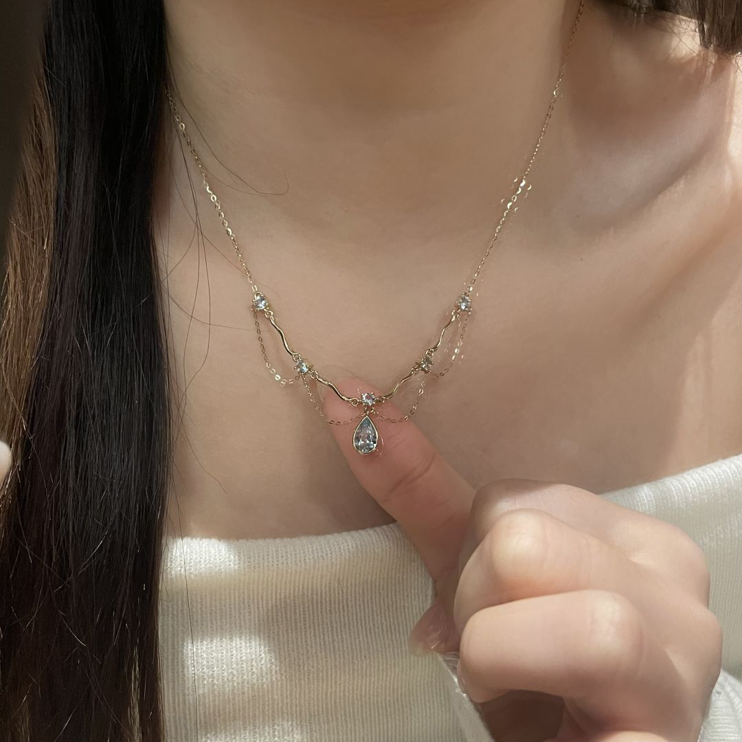 エレガントな光沢のあるライト高級レースウォータードロップタッ - Tassel Fringe Trim のレビューと価格